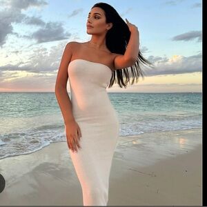 Friya Yarn Meshki Dress